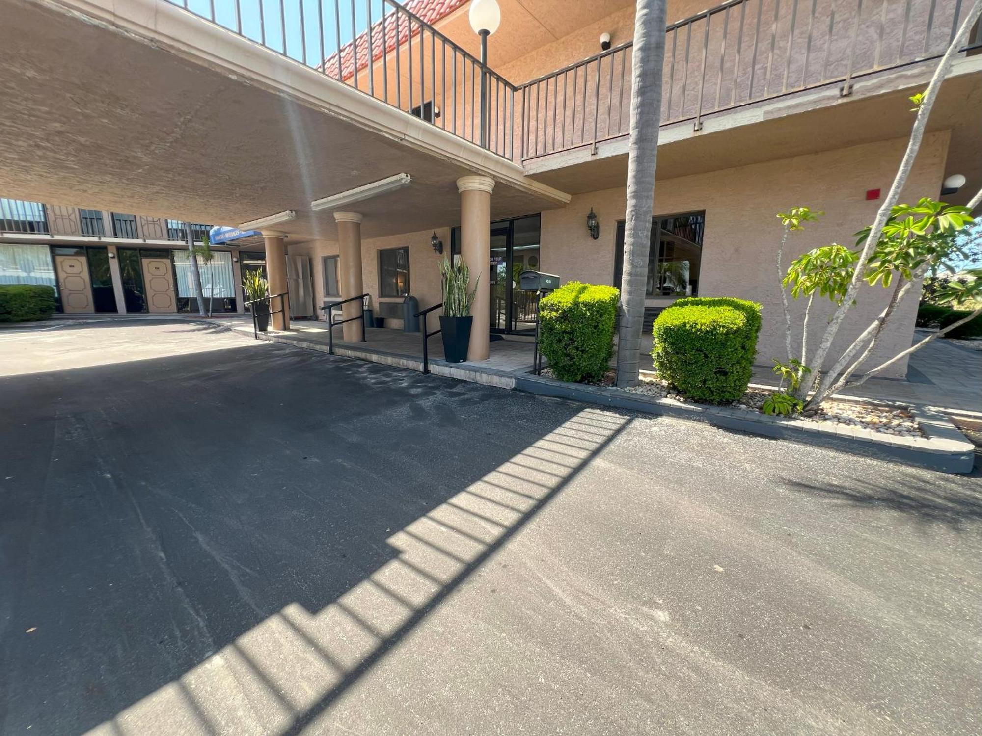 Tarpon Shores Inn Tarpon Springs Dış mekan fotoğraf