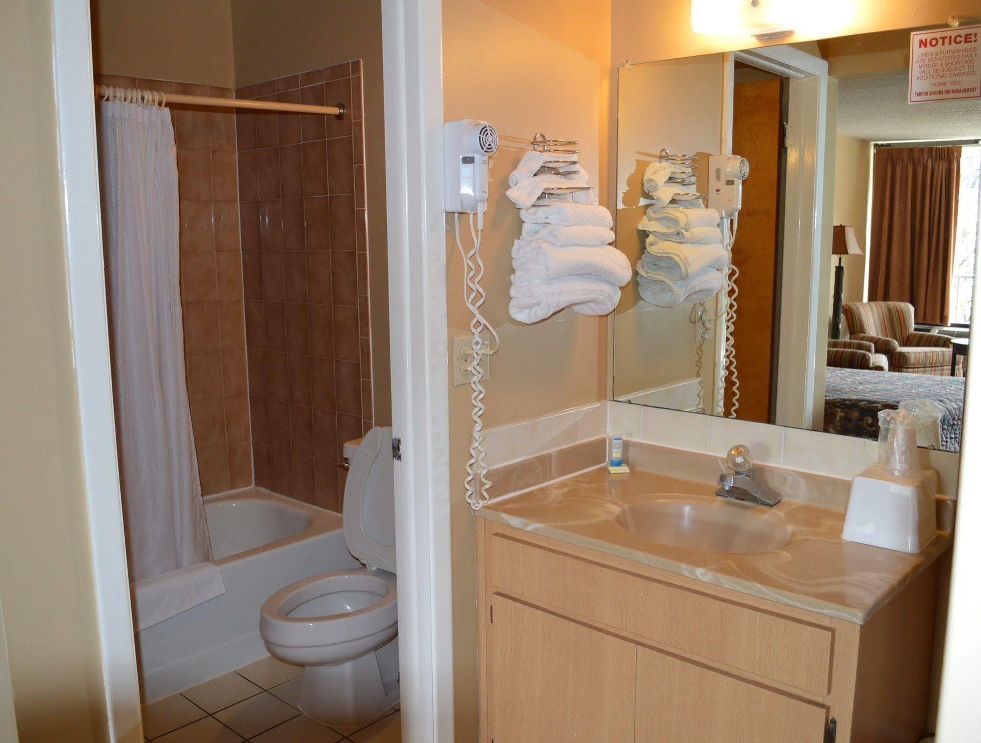 Tarpon Shores Inn Tarpon Springs Dış mekan fotoğraf